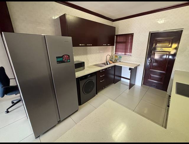 2 BEDROOM APARTMENT FOR SALE IN SUMMERSET